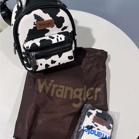 New Wrangler Cow Print Mini Backpack with Wallet Coin Purse Black and White - Picture 2 of 3